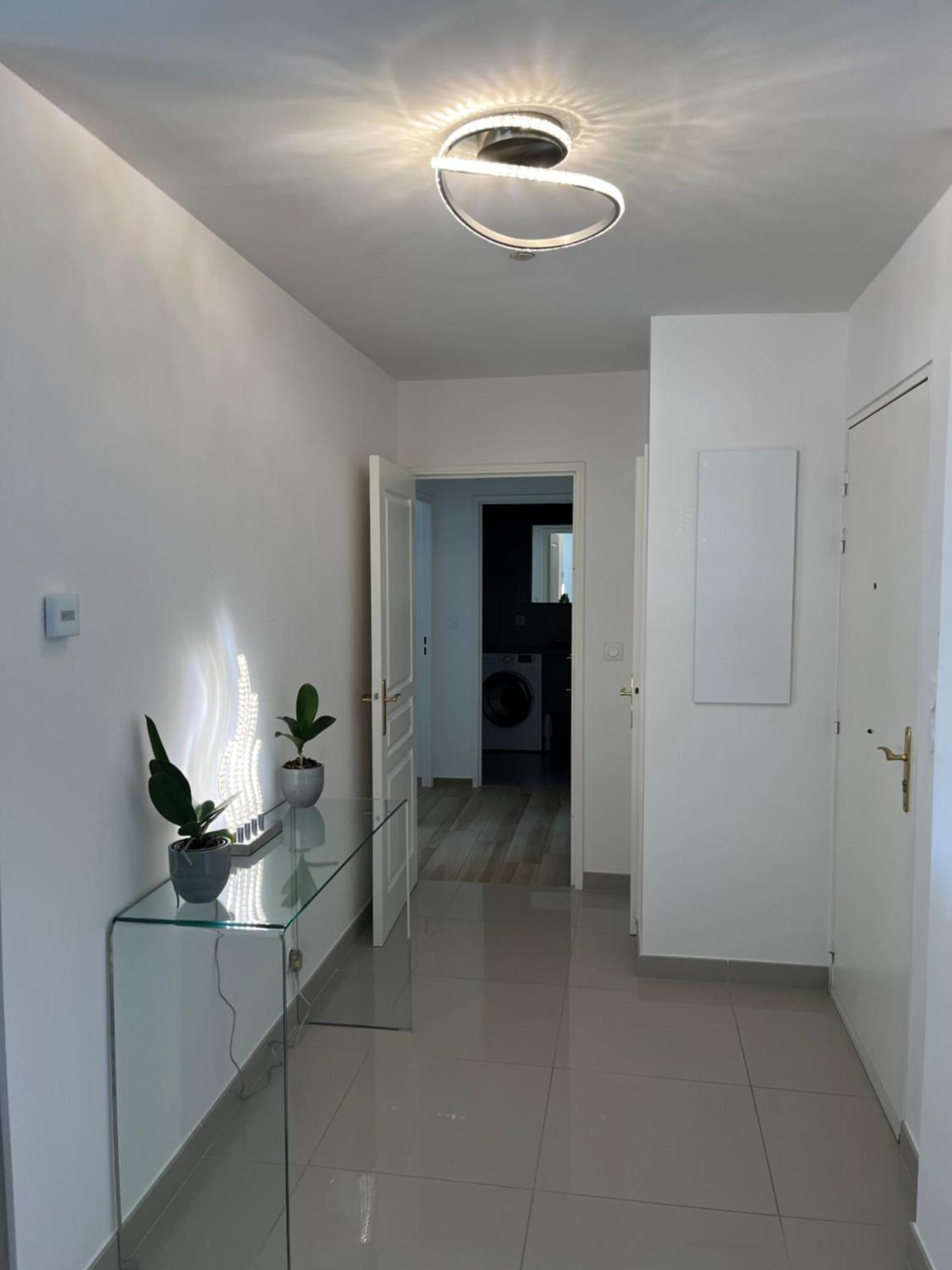 Appartement Entierement Equipe 沙波尼埃雷斯·莱斯·巴 外观 照片