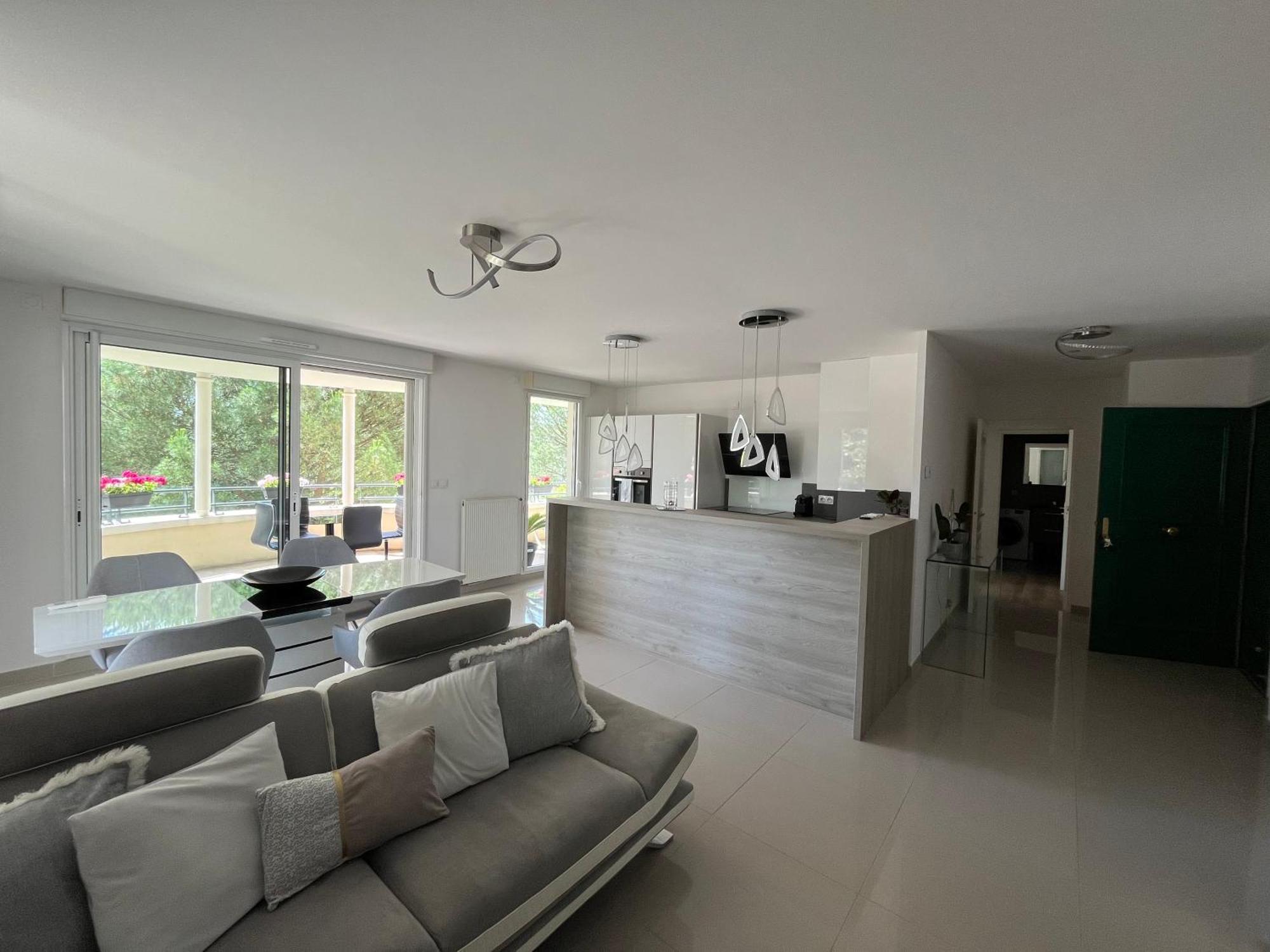 Appartement Entierement Equipe 沙波尼埃雷斯·莱斯·巴 外观 照片